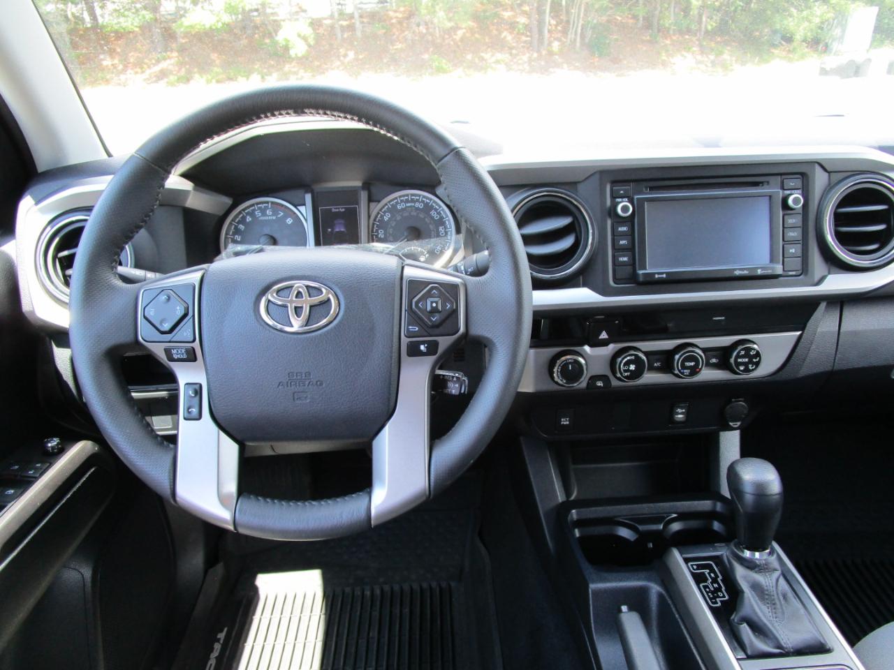 Toyota Tacoma SR5 Double Cab Long Bed V6 6AT 4WD 2017