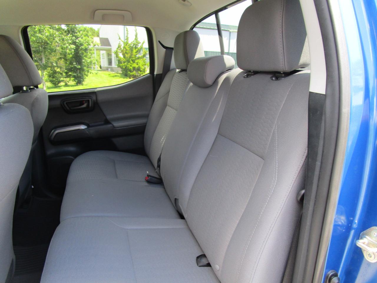 Toyota Tacoma SR5 Double Cab Long Bed V6 6AT 4WD 2017