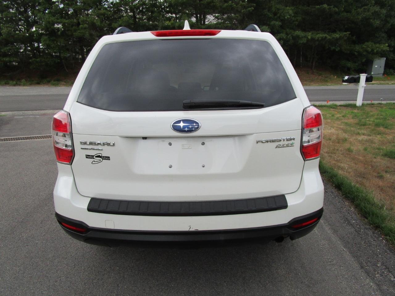 Subaru Forester 2.5i Premium PZEV CVT 2016