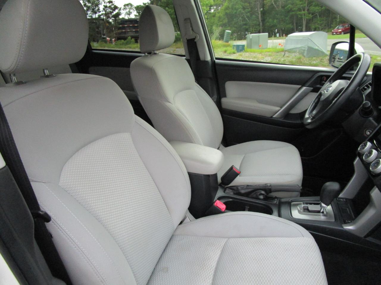 Subaru Forester 2.5i Premium PZEV CVT 2016