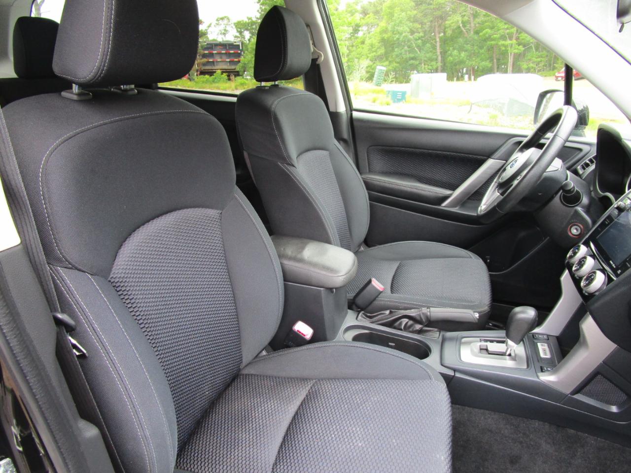 Subaru Forester 2.5i Premium PZEV CVT 2017