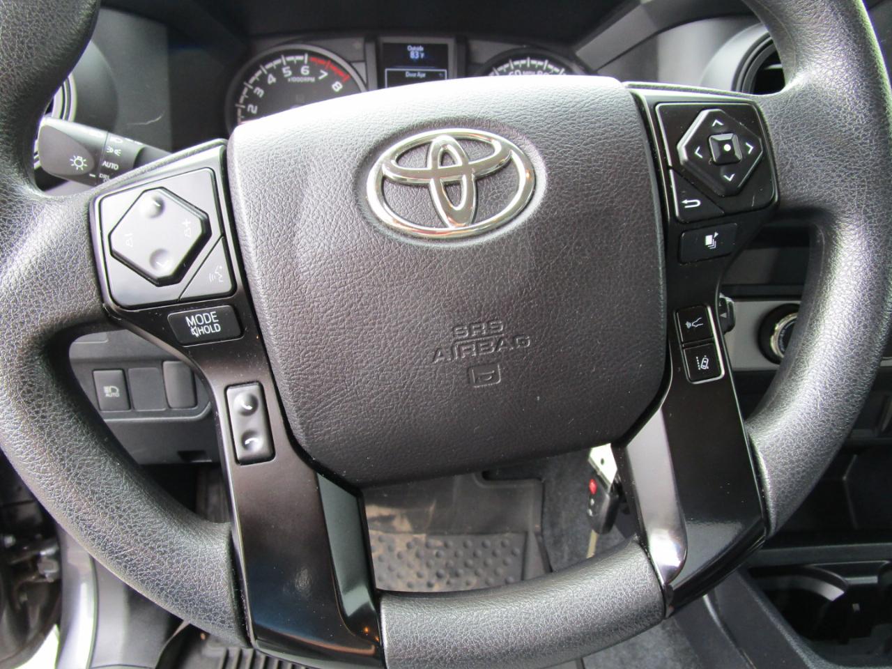 Toyota Tacoma  2021