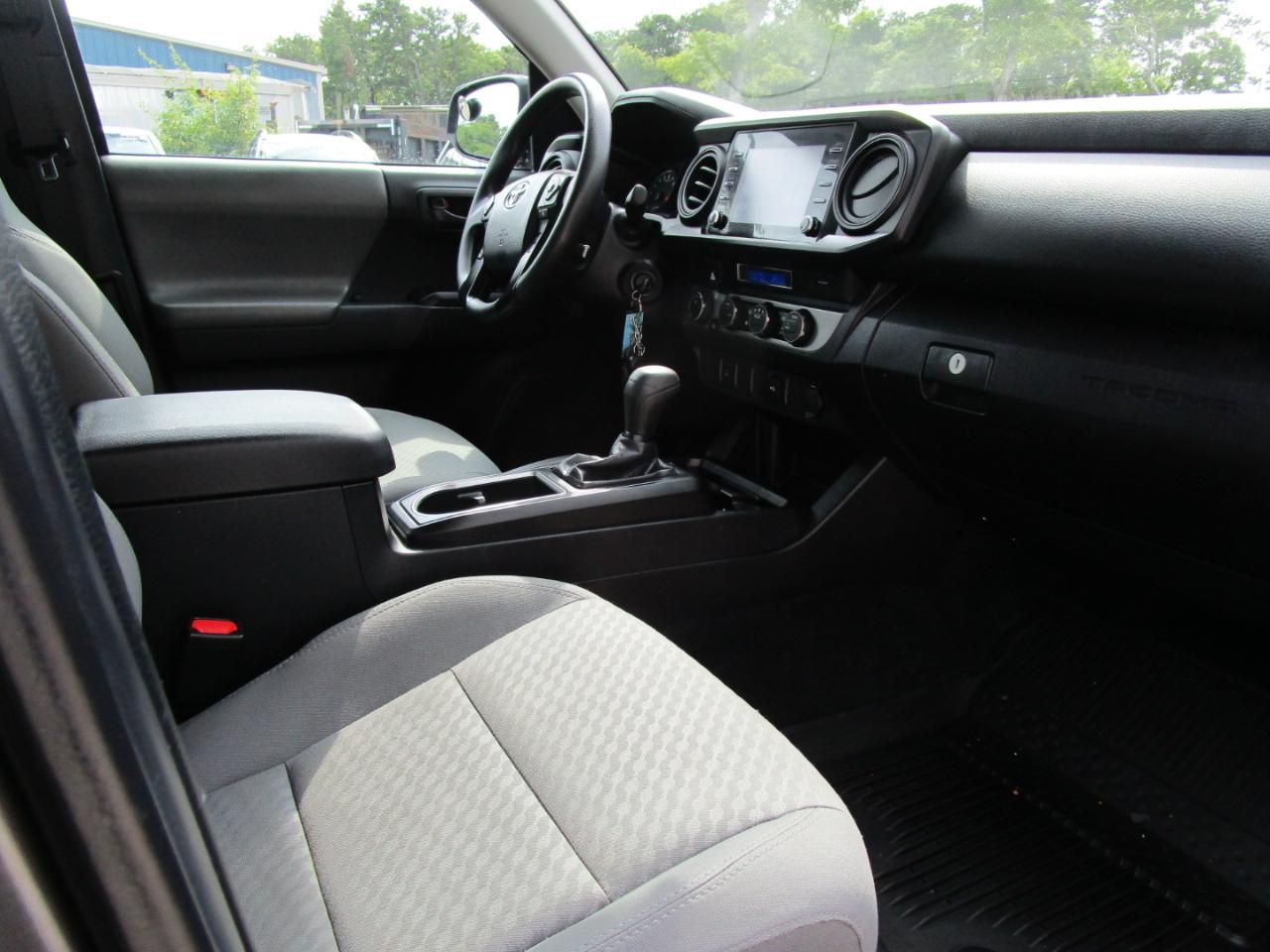 Toyota Tacoma  2021