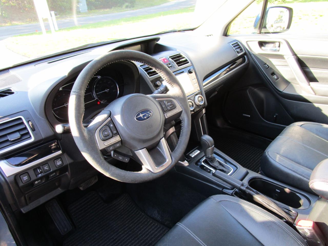 Subaru Forester 2.5i Touring 2017
