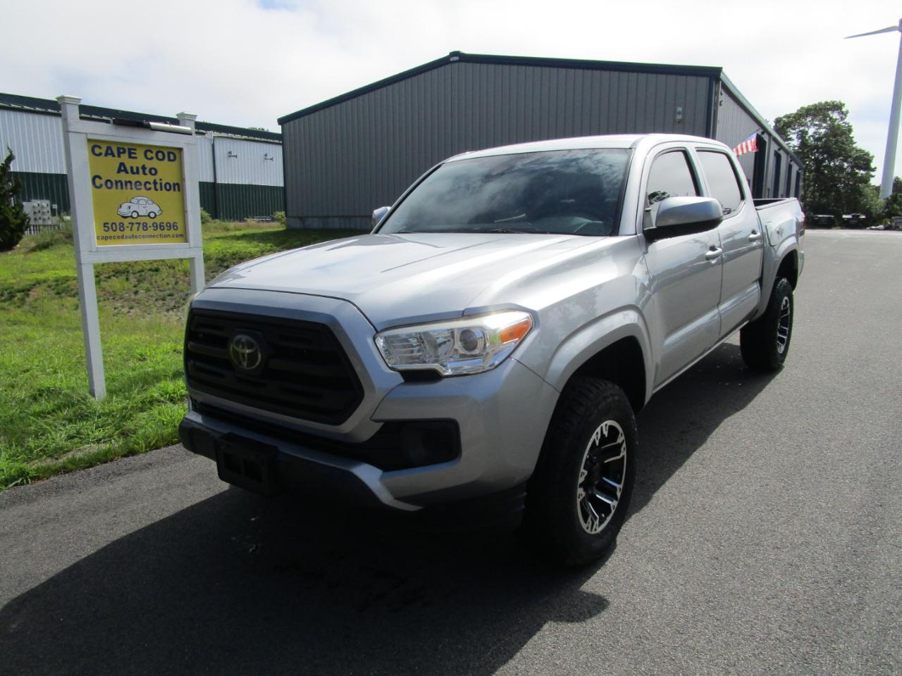 2018 Toyota Tacoma SR5 Double Cab Long Bed I4 6AT 2WD