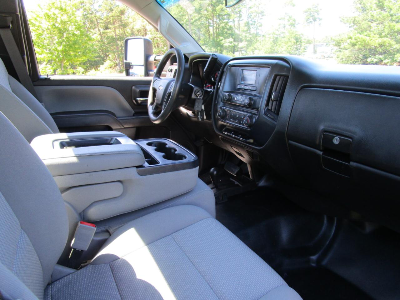Chevrolet Silverado 3500HD Work Truck Long Box 4WD 2017