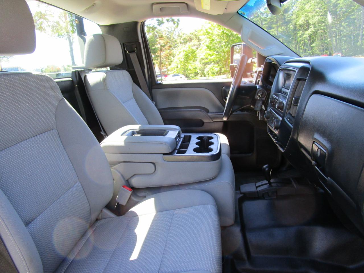 Chevrolet Silverado 3500HD Work Truck Long Box 4WD 2017