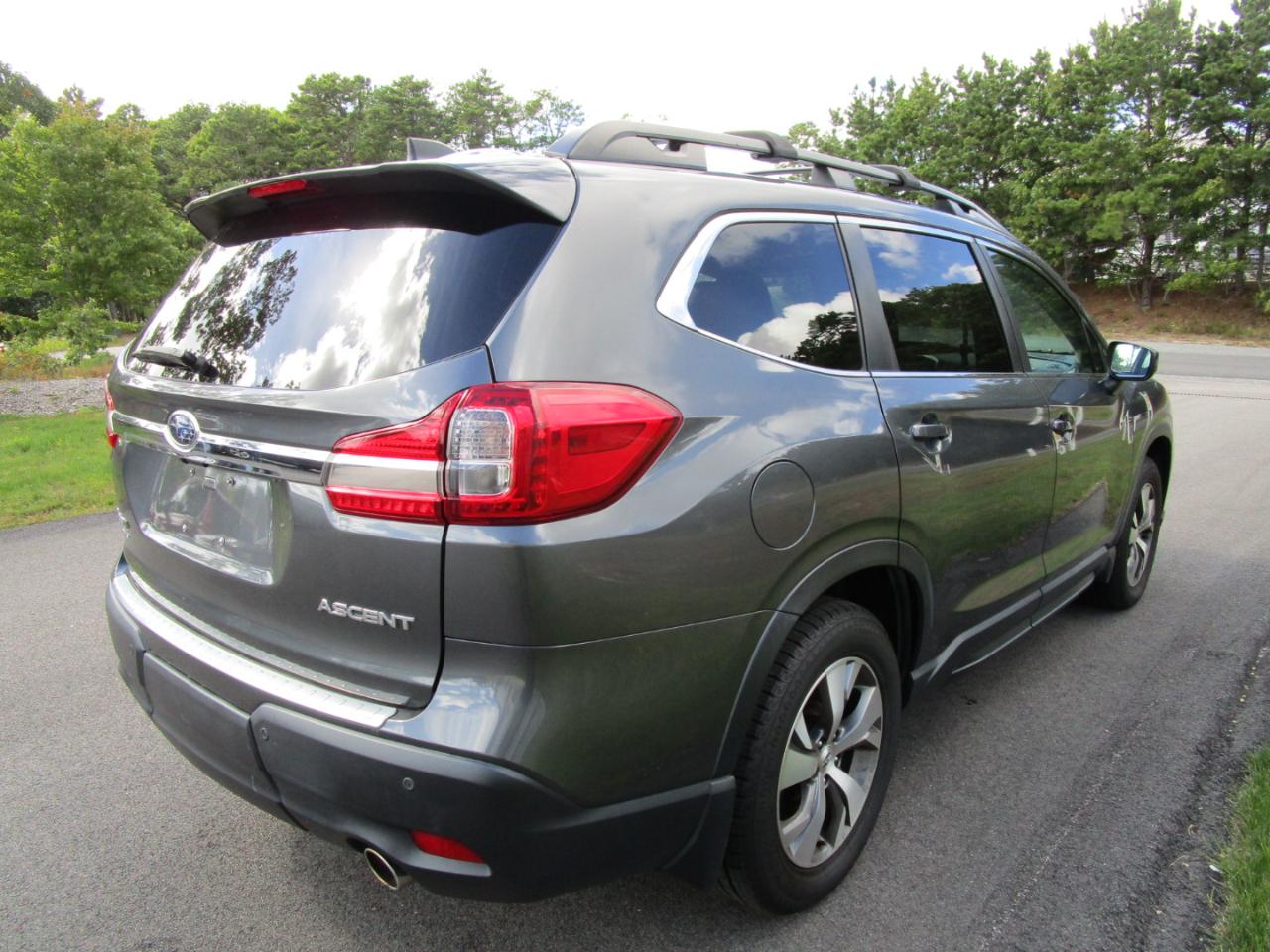 Subaru Ascent Premium 2021