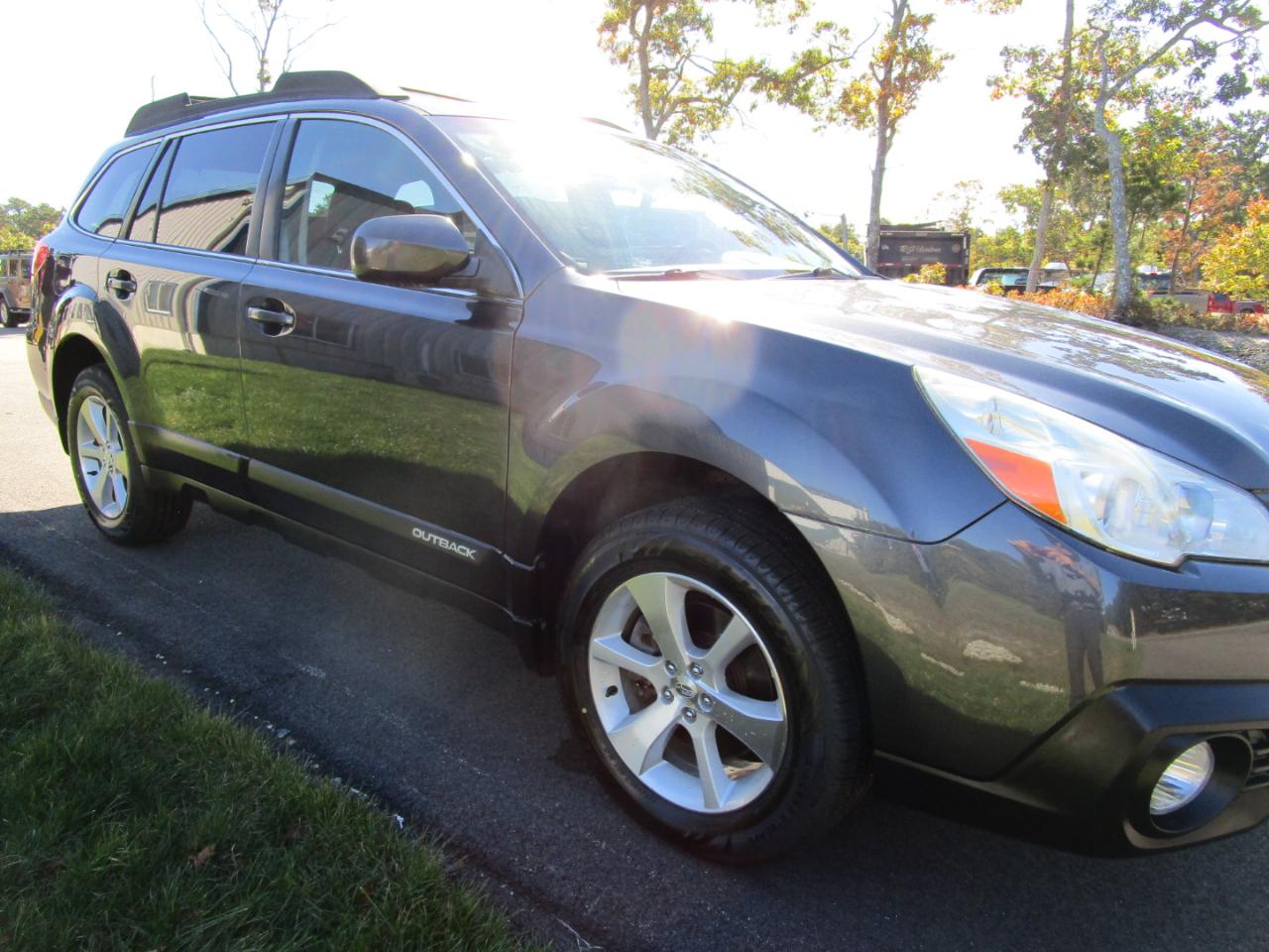 Subaru Outback 3.6R Limited 2013