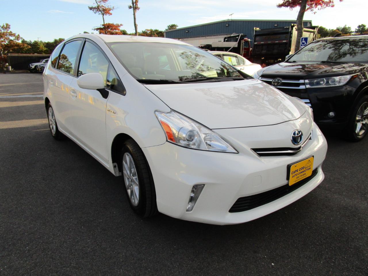 Toyota Prius V Three 2013