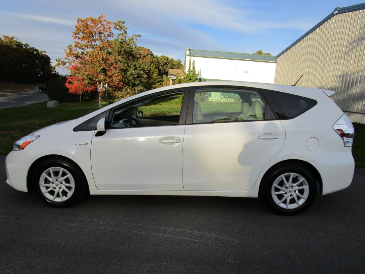 Toyota Prius V Three 2013