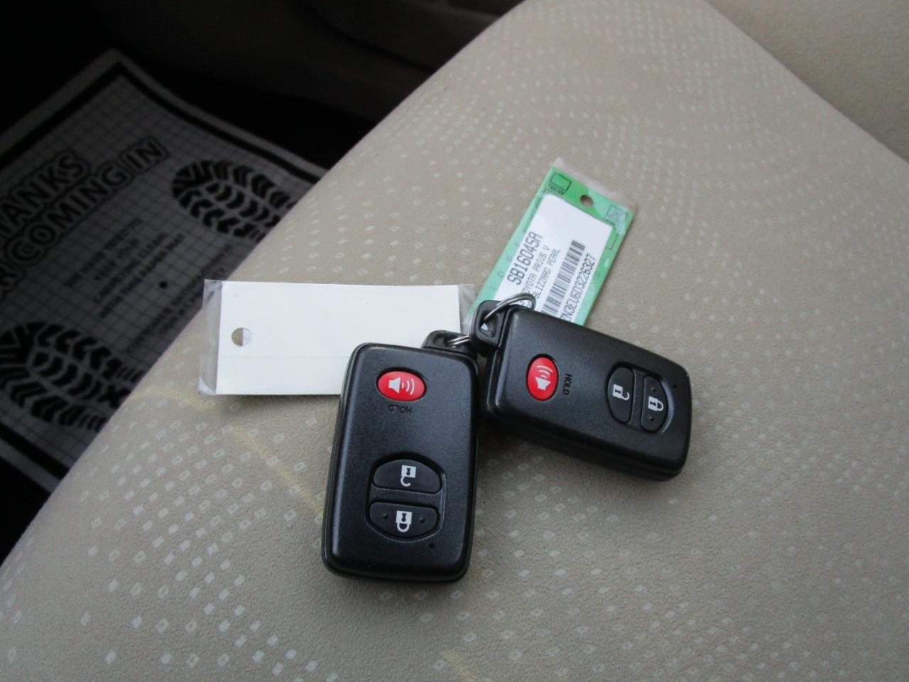 Toyota Prius V Three 2013