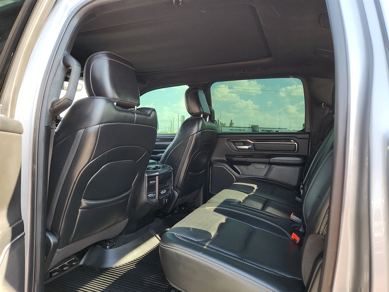 RAM 1500 Rebel Crew Cab SB 4WD 2021 RAM 1500 Rebel Crew Cab SB 4WD 2021