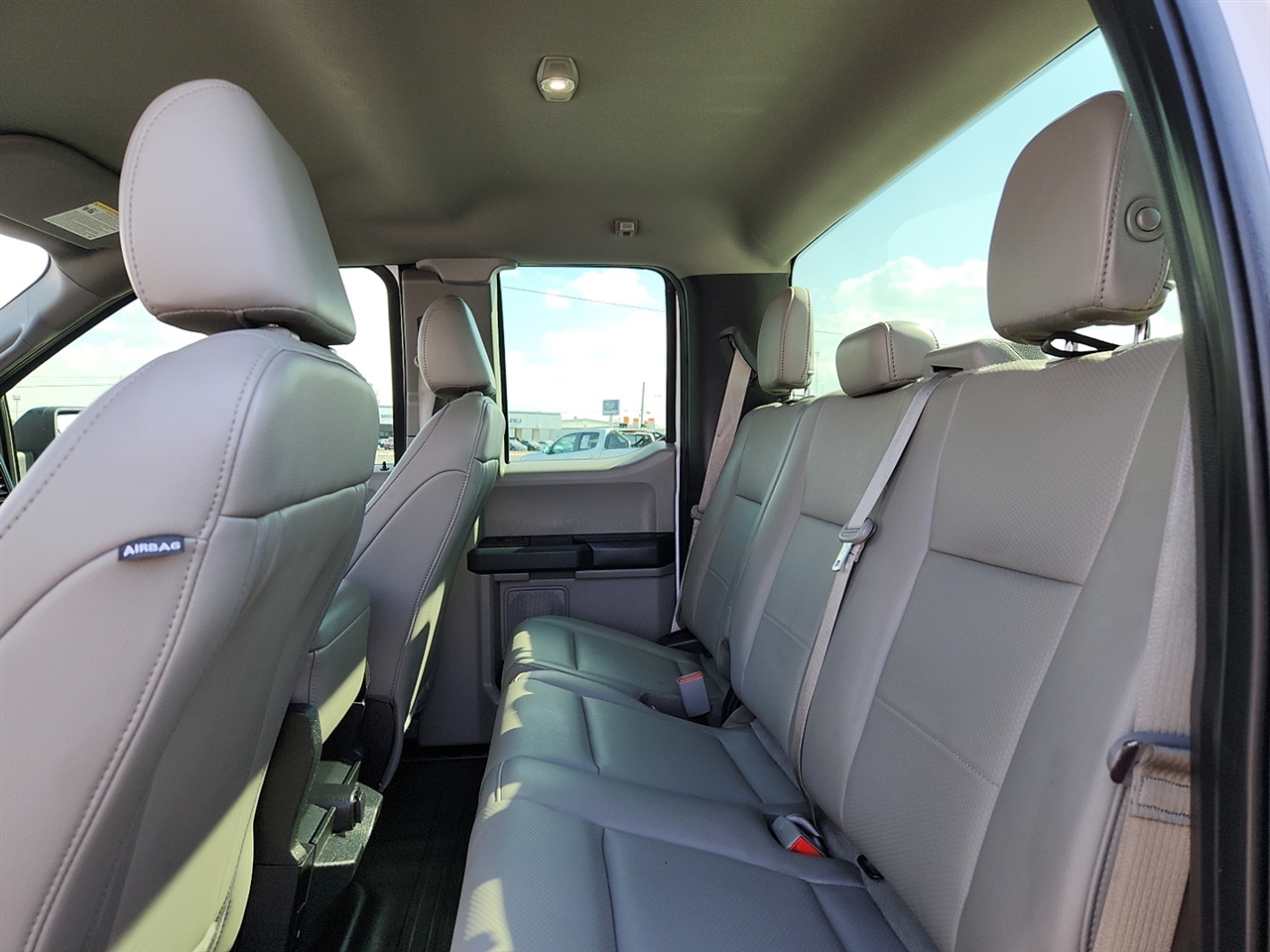Ford F-150 Lariat SuperCab 8-ft. 4WD 2019 Ford F-150 Lariat SuperCab 8-ft. 4WD 2019