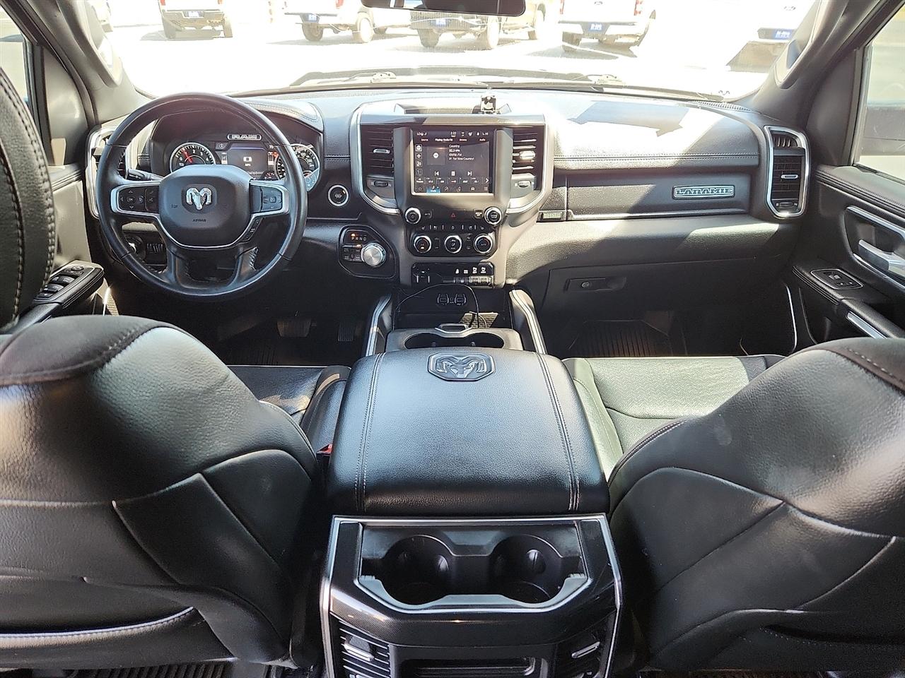 RAM 1500 Laramie Crew Cab SWB 4WD 2022