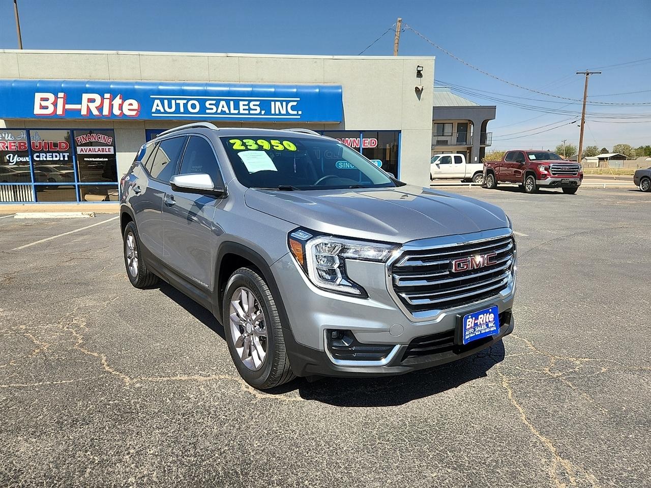 2023 GMC Terrain SLT