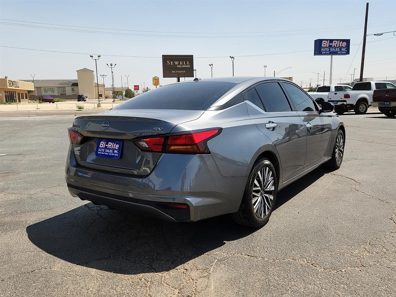 Nissan Altima 2.5 SV 2024