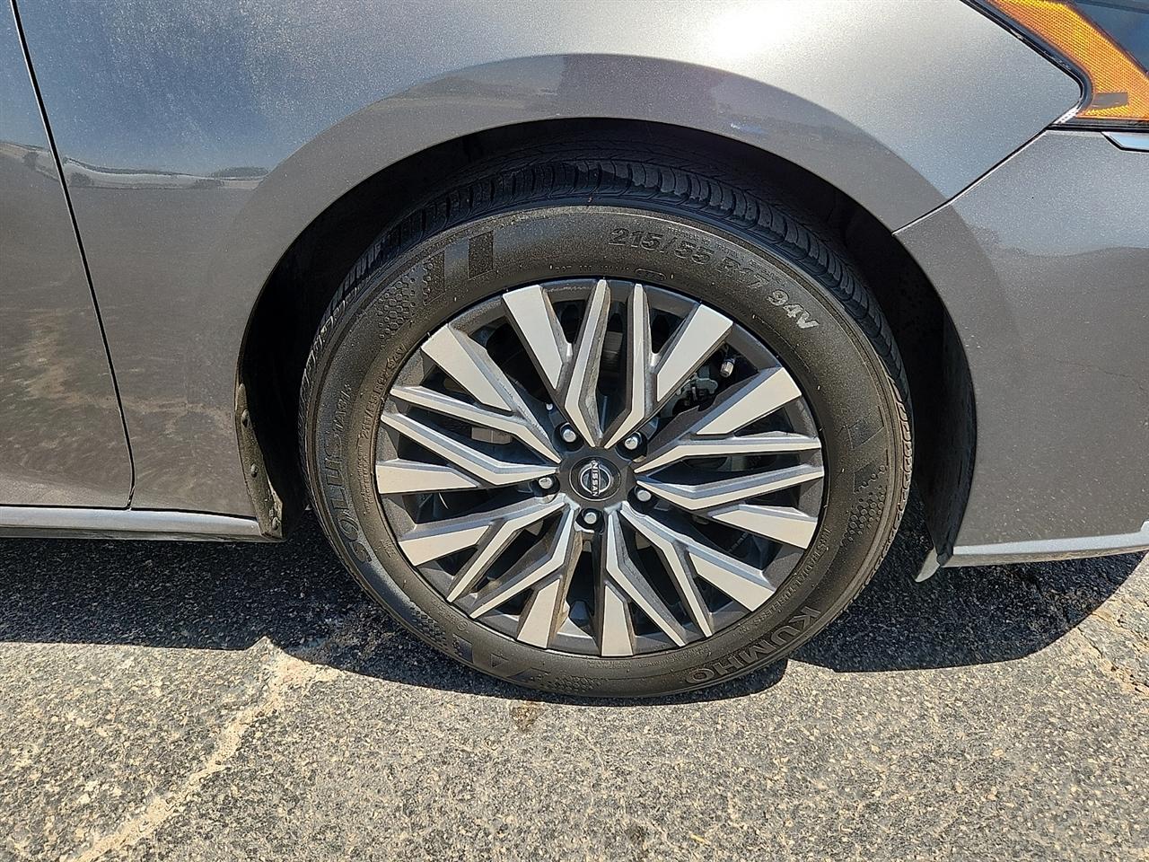 Nissan Altima 2.5 SV 2024