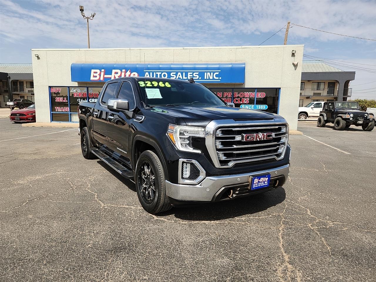 2021 GMC Sierra 1500 SLT Crew Cab Short Box 2WD