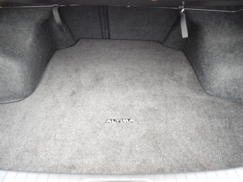 Nissan Altima 2.5 S 2015 Nissan Altima 2.5 S 2015