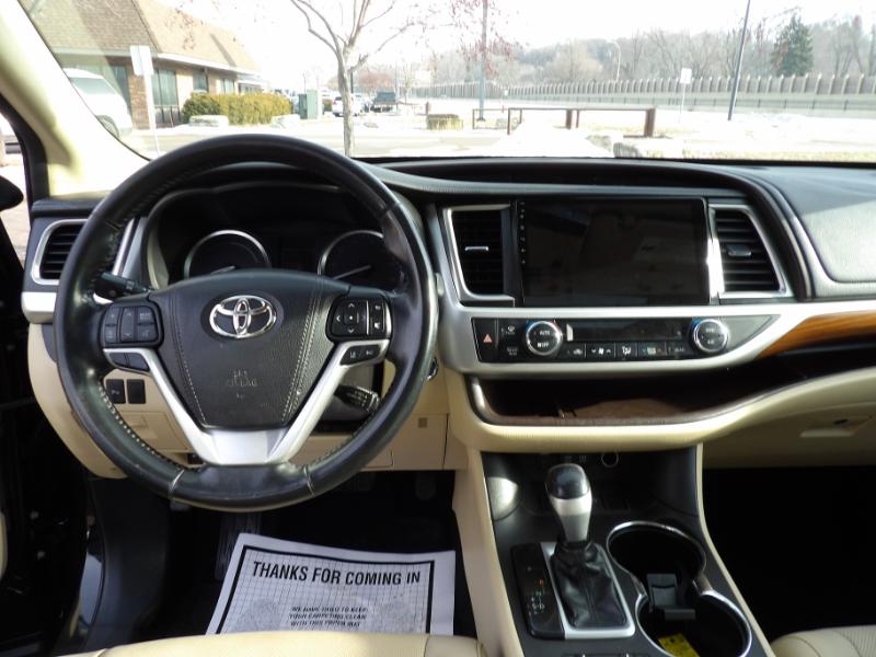 Toyota Highlander Hybrid Limited AWD 2017