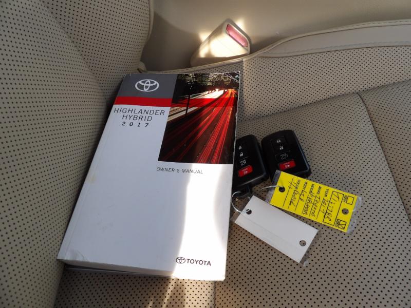 Toyota Highlander Hybrid Limited AWD 2017