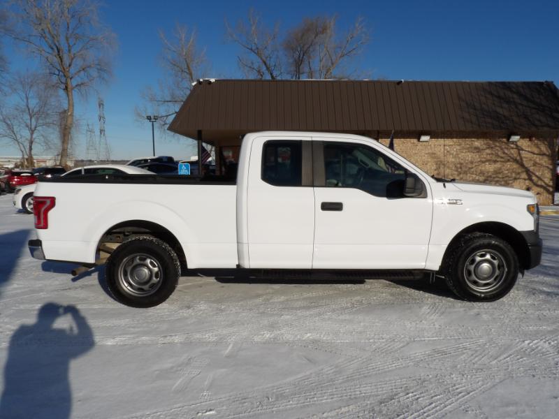 Ford F-150 XL SuperCab 6.5-ft. Bed 2WD 2016