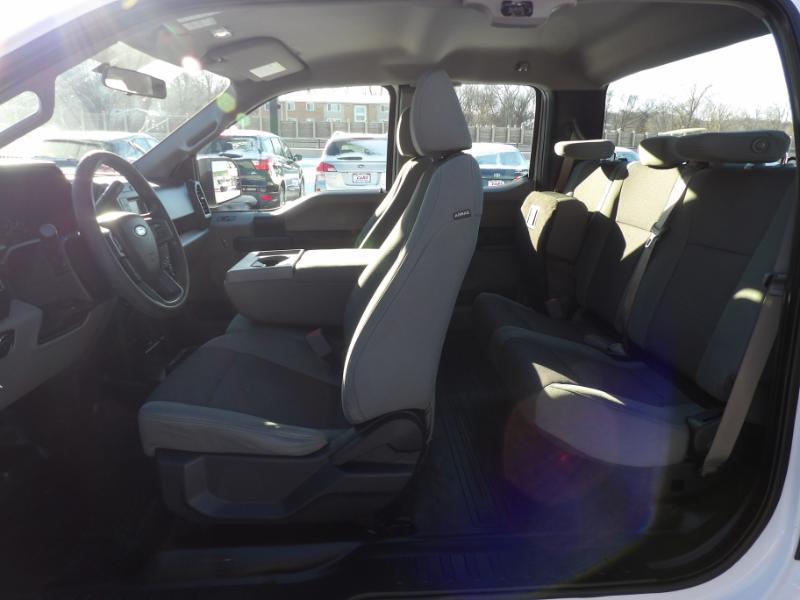 Ford F-150 XL SuperCab 6.5-ft. Bed 2WD 2016