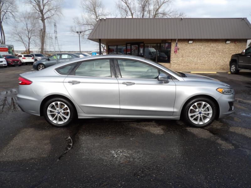 Ford Fusion Hybrid SEL 2020