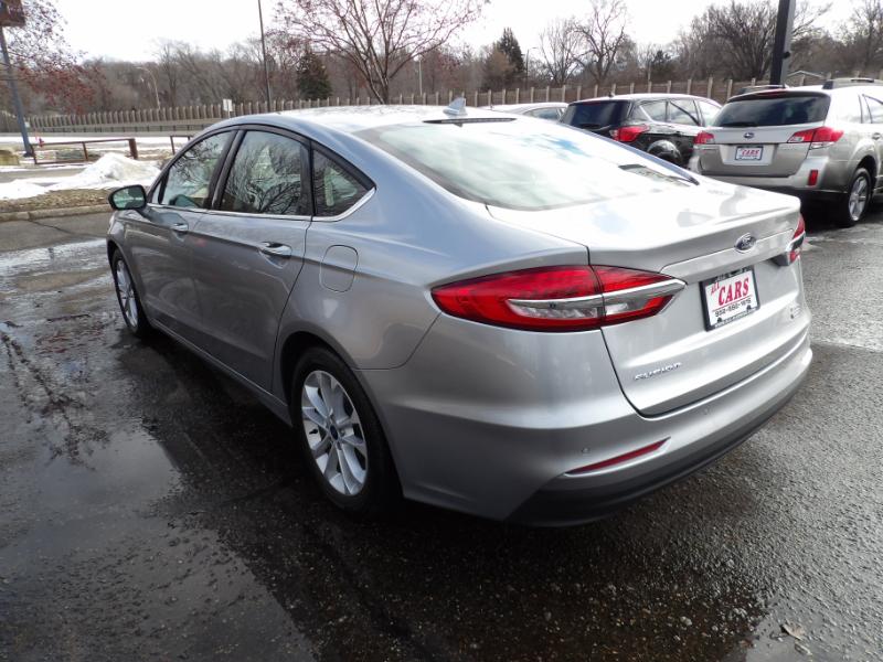 Ford Fusion Hybrid SEL 2020