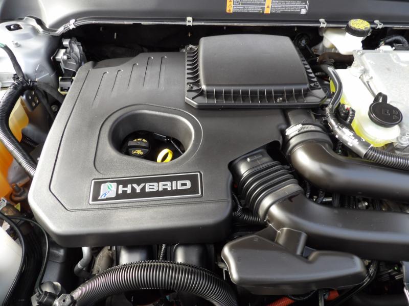 Ford Fusion Hybrid SEL 2020