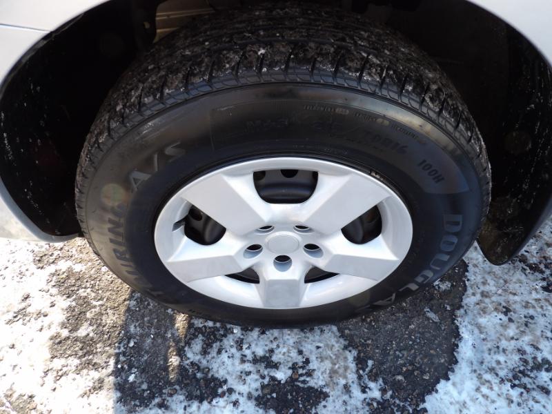 Nissan Rogue S AWD 2013