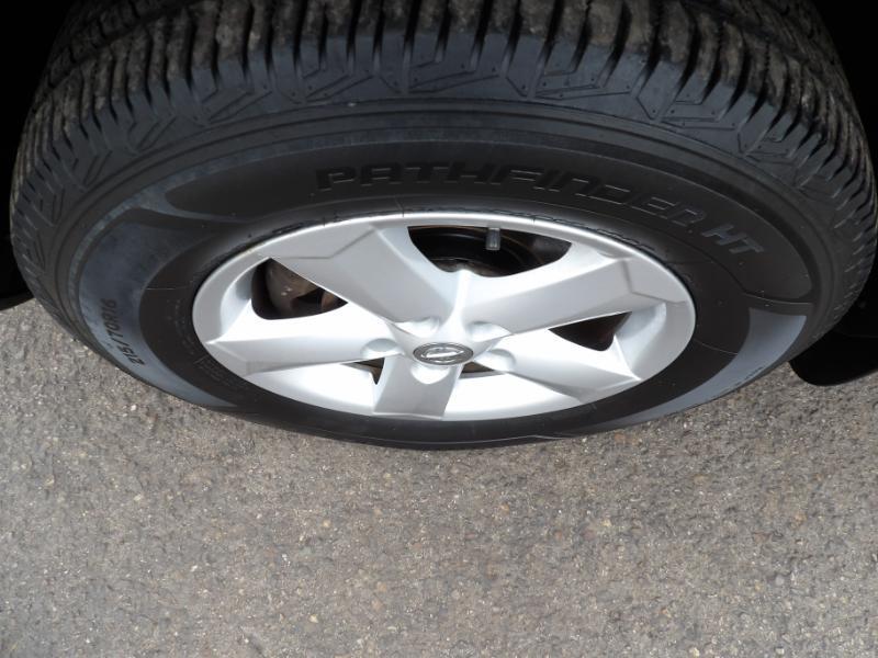 Nissan Rogue S AWD 2013