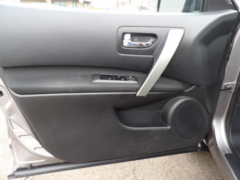 Nissan Rogue S AWD 2013