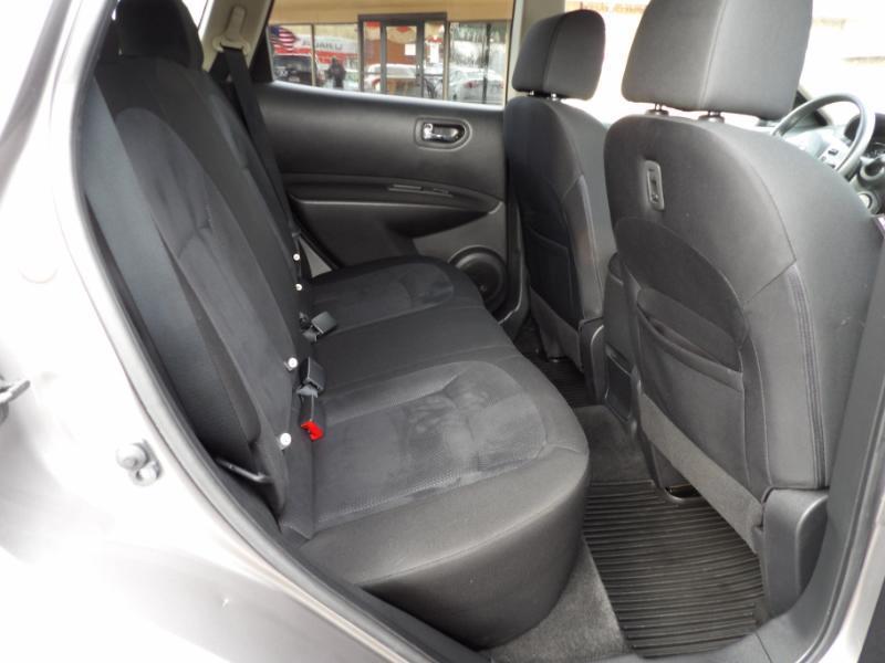 Nissan Rogue S AWD 2013