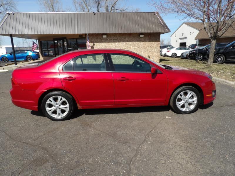 Ford Fusion SE 2012