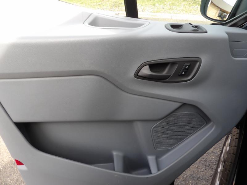 Ford Transit 150 Van Low Roof w/Sliding Pass. 130-in. WB 2018