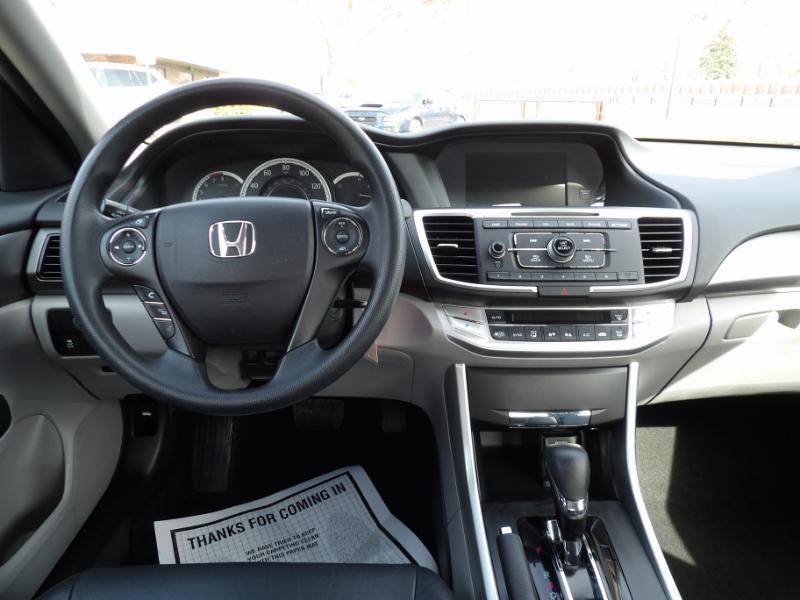 Honda Accord LX sedan 2013