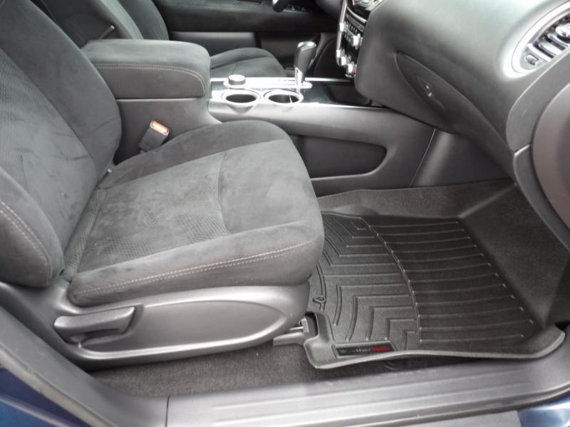 Nissan Pathfinder SV 4WD 2014