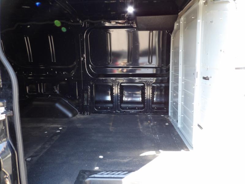 Ford Transit 150 Van Low Roof w/Sliding Pass. 130-in. WB 2018