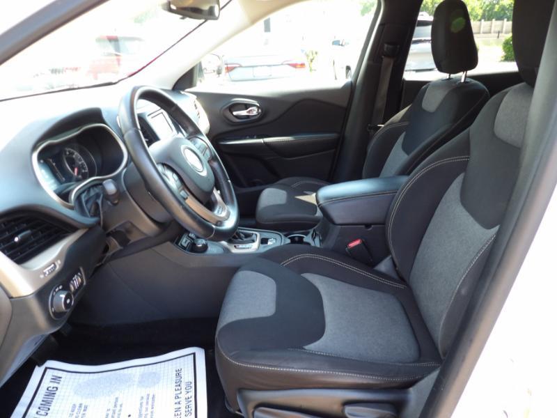 Jeep Cherokee Latitude 4WD 2014