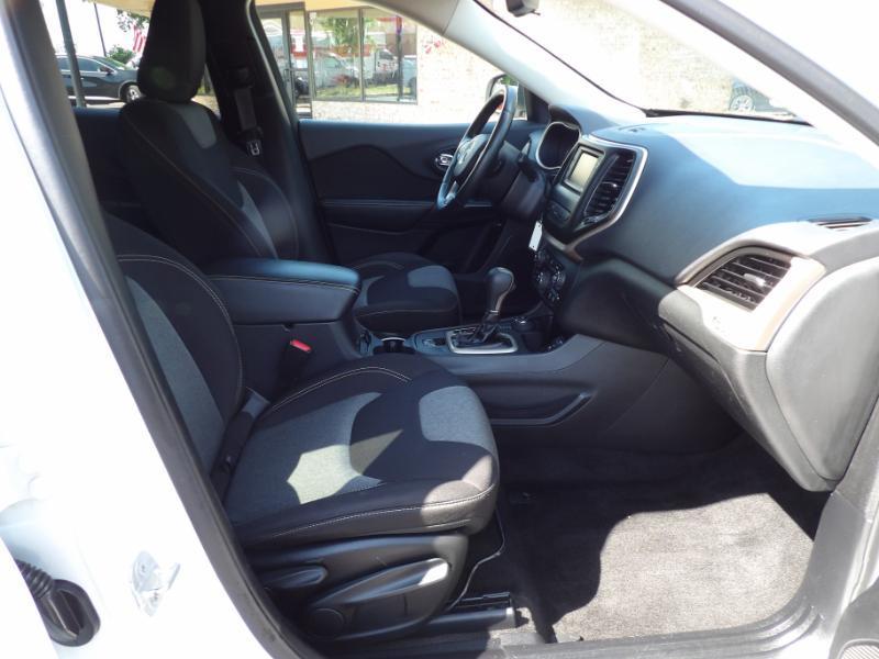 Jeep Cherokee Latitude 4WD 2014