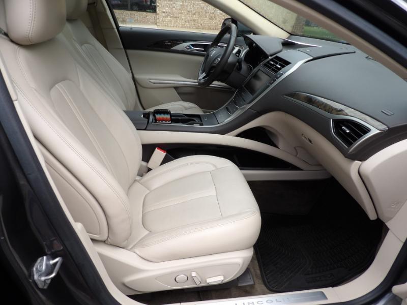 Lincoln MKZ Hybrid Sedan 2016