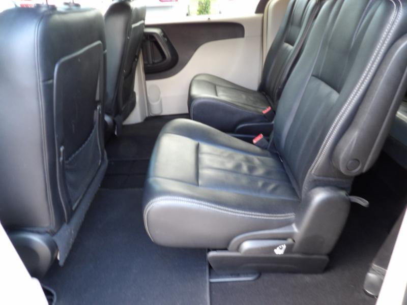 Chrysler Town & Country Touring 2016