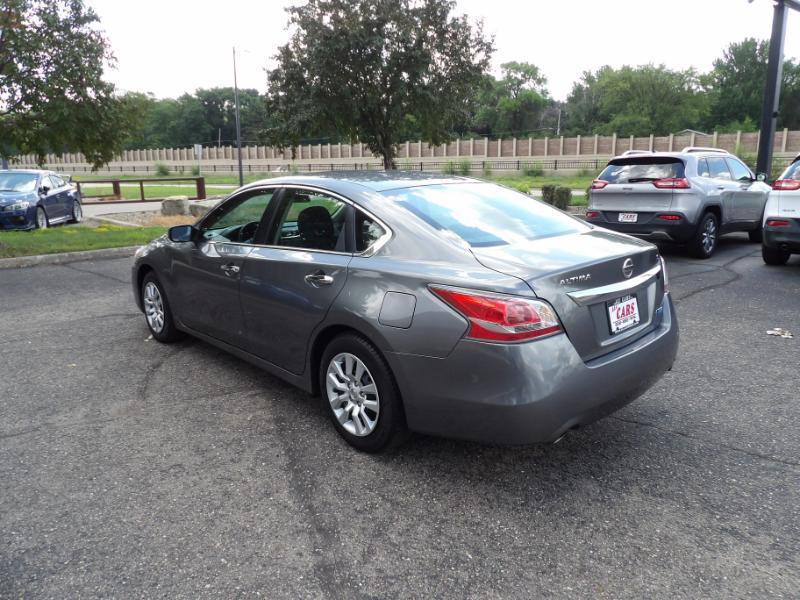 Nissan Altima 2.5 S 2014