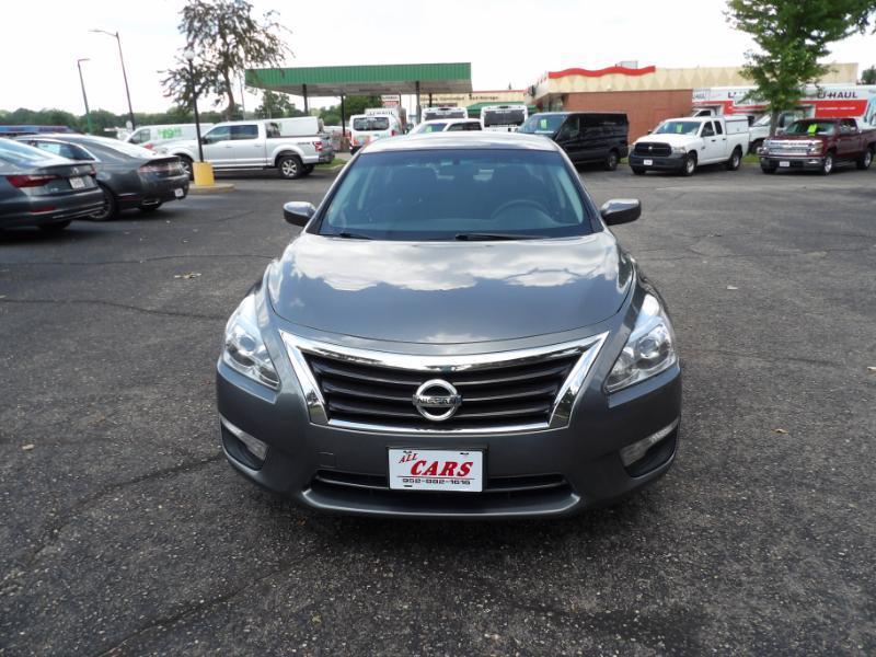 Nissan Altima 2.5 S 2014