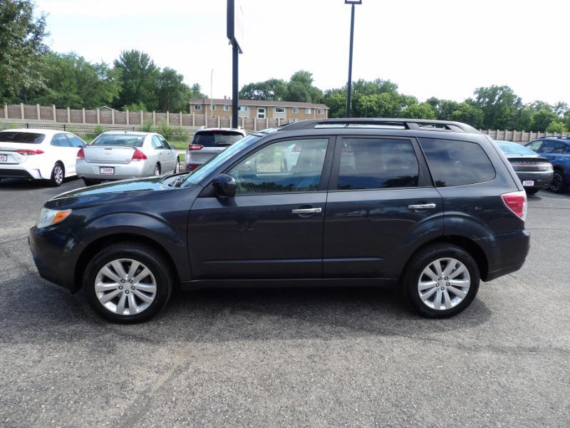 Subaru Forester 2.5X Premium 2012