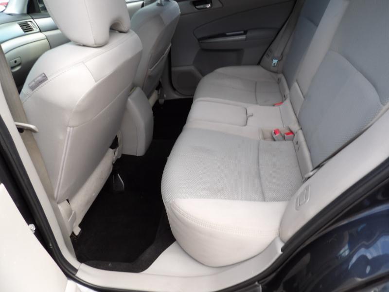 Subaru Forester 2.5X Premium 2012