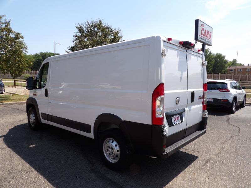 RAM Promaster 1500 Low Roof 136-in. WB 2015