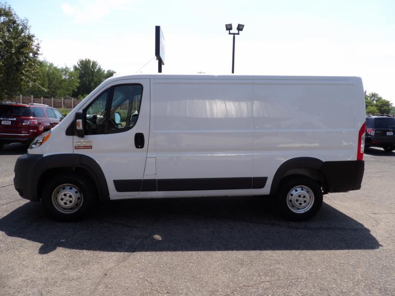 RAM Promaster 1500 Low Roof 136-in. WB 2015